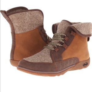Chaco Barbary Boots- Pinecone- 8.5